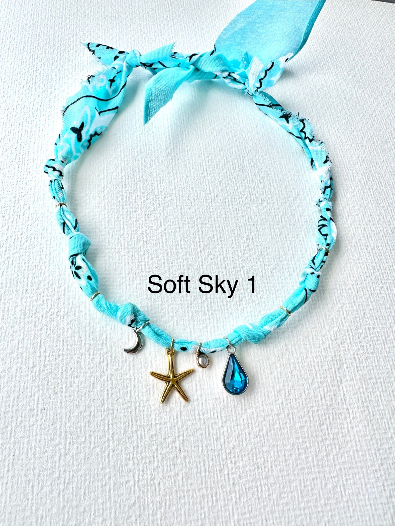 Les Bandanettes- Soft Sky