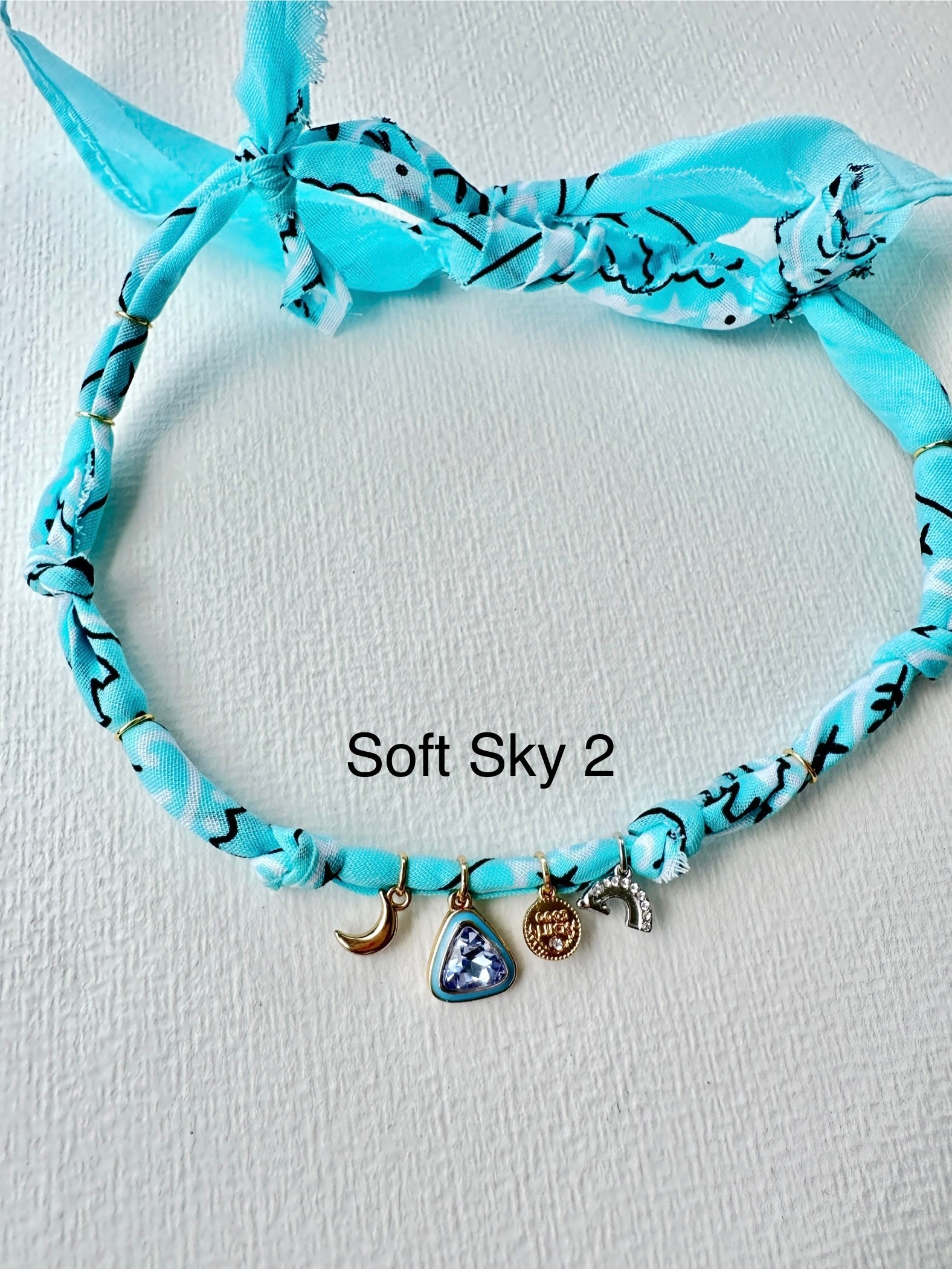 Les Bandanettes- Soft Sky